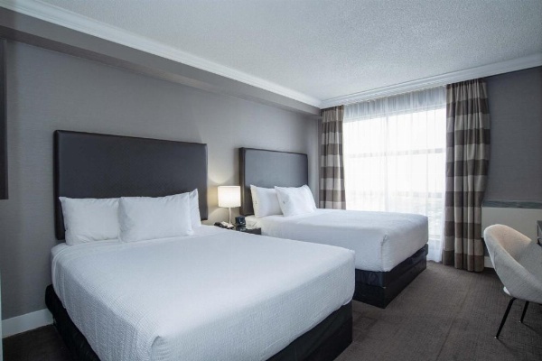 Sandman Signature Mississauga Hotel image 10